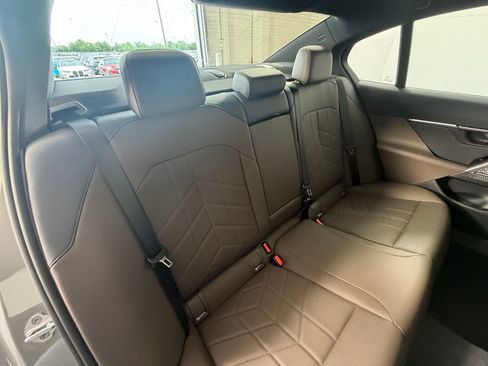 Used 2027 BMW 530i w/ Premium Package RWD image 33