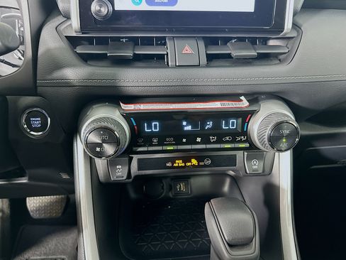 Used 2025 Toyota RAV4 XLE w/ Convenience Package FWD image 23