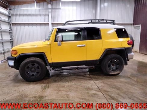 Used 2007 Toyota FJ Cruiser 4WD image 6