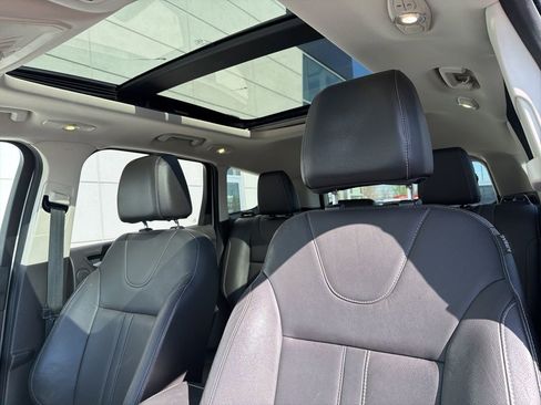 Used 2013 Ford Escape Titanium w/ Parking Technology Pkg image 5