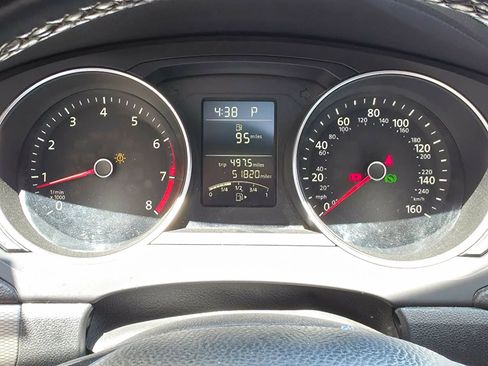 Used 2015 Volkswagen Jetta SE FWD image 19