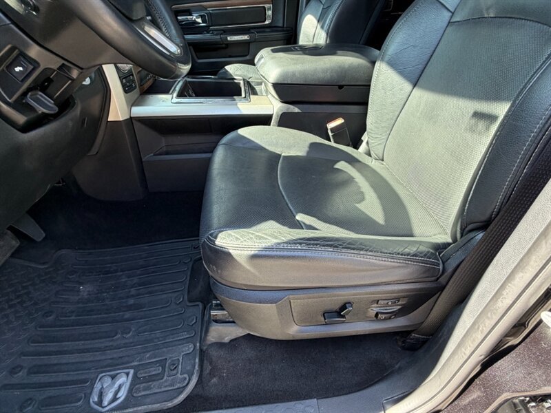 Used 2015 RAM 1500 Laramie w/ Convenience Group AWD/4WD image 22