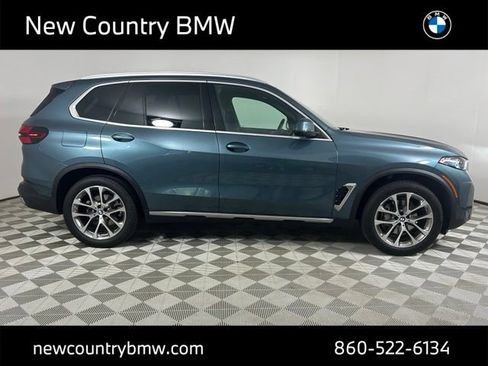 Used 2025 BMW X5 xDrive40i w/ Premium Package AWD/4WD image 8
