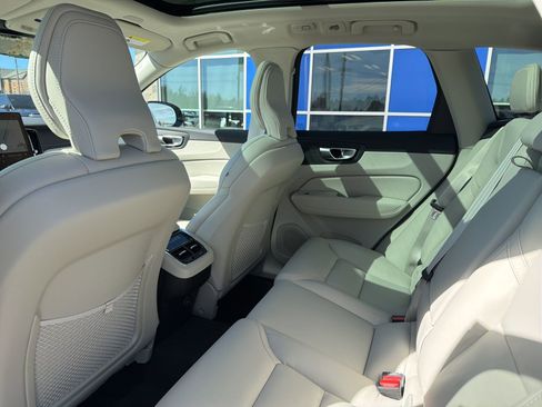 New 2026 Volvo XC60 B5 Ultra w/ Protection Package Premier AWD/4WD image 36
