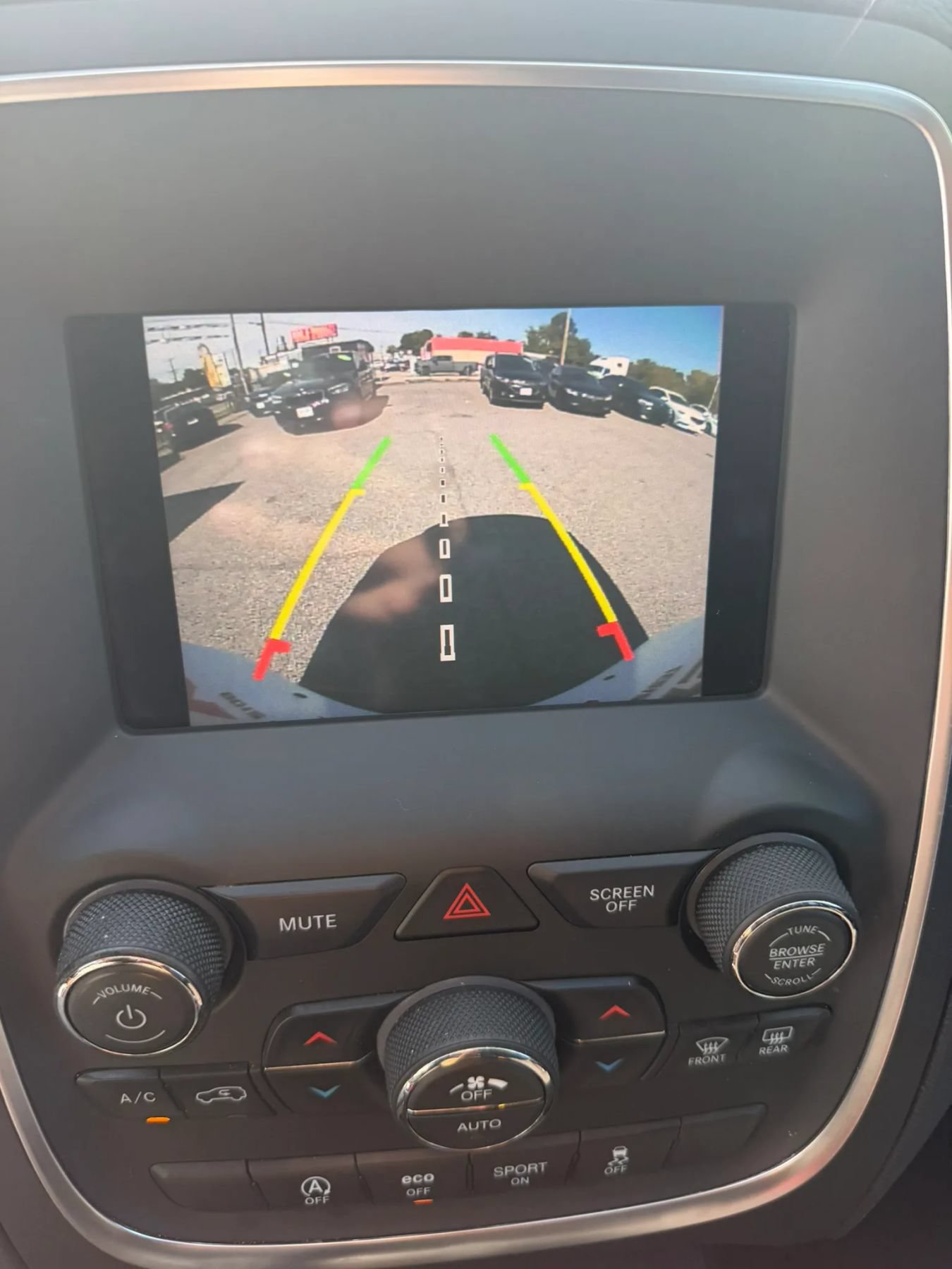 Used 2019 Dodge Durango SXT AWD/4WD image 31