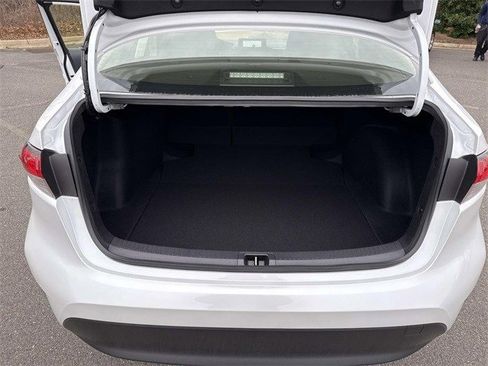 Used 2026 Toyota Corolla LE image 12