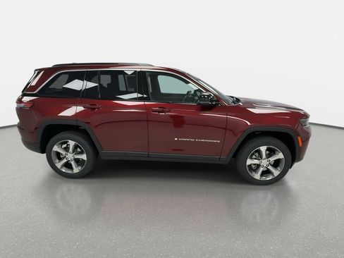 New 2026 Jeep Grand Cherokee Limited image 9