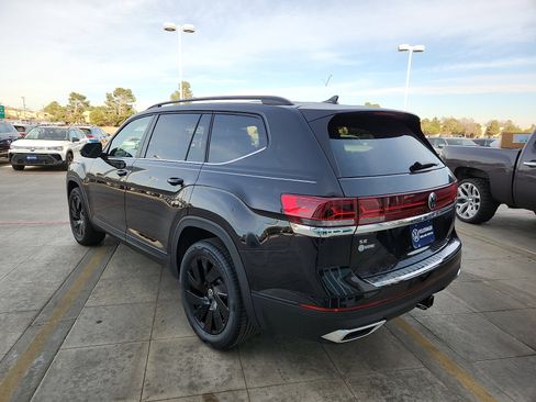 New 2026 Volkswagen Atlas SE image 5