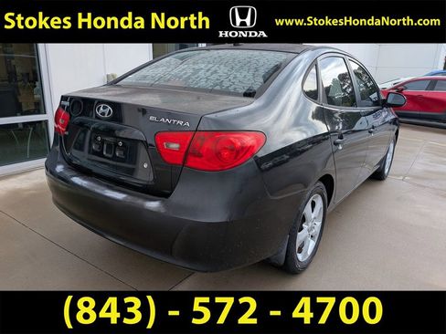Used 2009 Hyundai Elantra SE FWD image 3