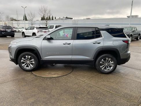 New 2026 Chevrolet Equinox LT AWD/4WD image 5