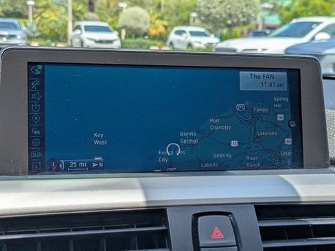 Used 2015 BMW 320i xDrive Sedan AWD/4WD image 29