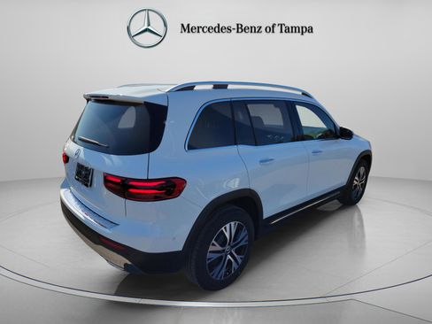 Certified 2025 Mercedes-Benz GLB 250 image 4