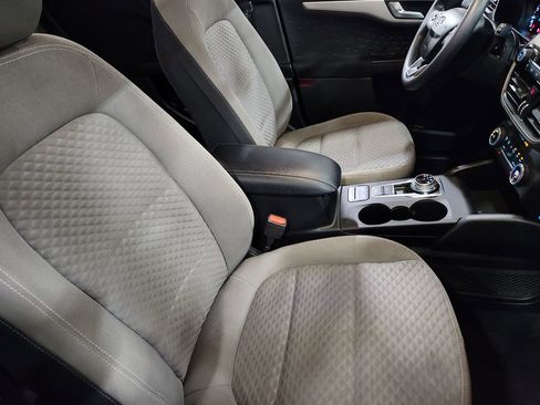 Used 2020 Ford Escape SE FWD image 26