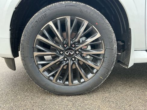 New 2026 INFINITI QX80 Autograph w/ Premium Cargo Package AWD/4WD image 9