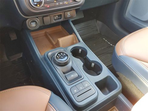 Used 2022 Ford Maverick Lariat w/ Lariat Luxury Package image 27