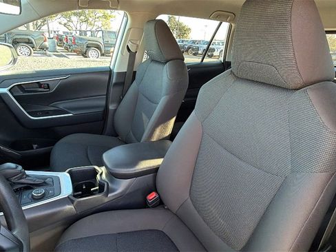 Used 2025 Toyota RAV4 LE image 18