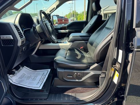 Used 2016 Ford F150 Lariat w/ Equipment Group 502A Luxury AWD/4WD image 22