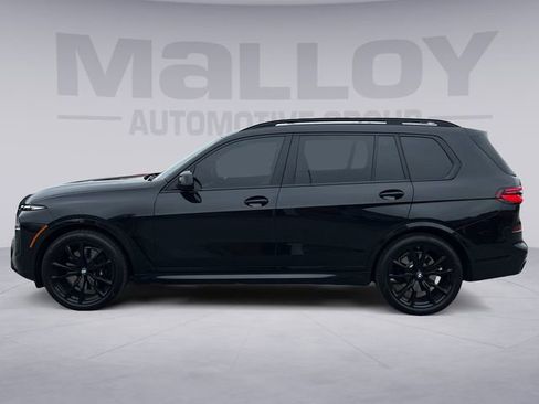 Used 2026 BMW X7 xDrive40i w/ M Sport Package AWD/4WD image 2