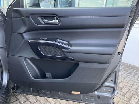 Used 2022 Nissan Pathfinder S w/ Cargo Package image 29