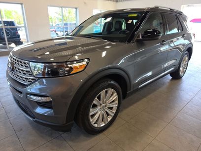 Used 2024 Ford Explorer Limited w/ Limited Technology Package