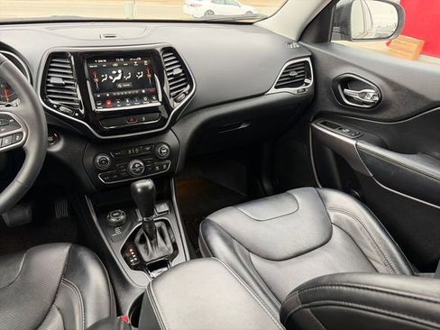Used 2022 Jeep Cherokee Limited w/ Elite Package AWD/4WD image 33