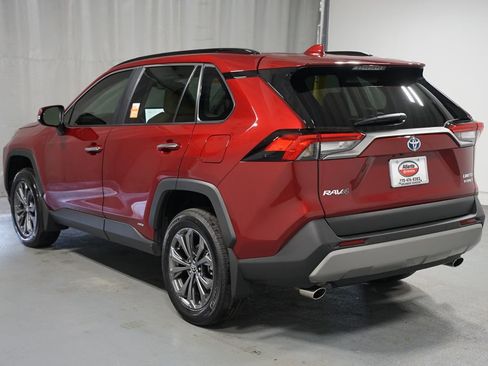 Used 2024 Toyota RAV4 Limited image 6