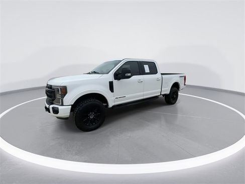 Certified 2022 Ford F250 Lariat w/ Tremor Off-Road Package image 5