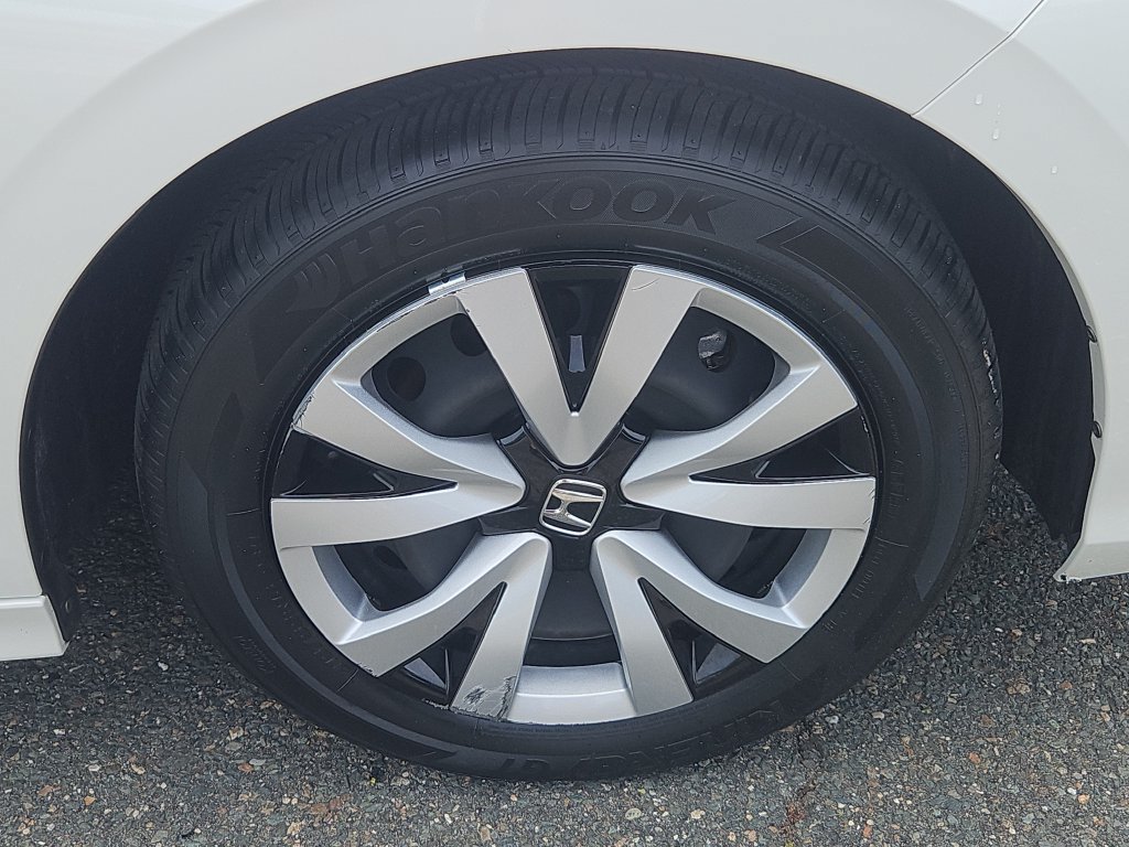 Certified 2025 Honda Civic LX image 10