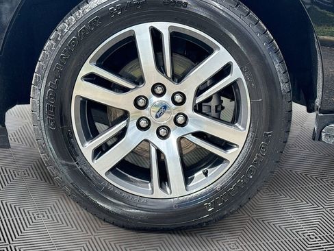 Used 2024 Ford Expedition Limited image 35