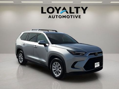 Used 2026 Toyota Grand Highlander XLE image 7