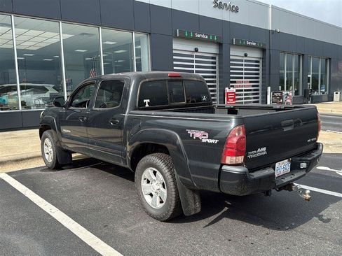 Used 2005 Toyota Tacoma 4x4 Double Cab w/ TRD Sport Pkg #2 image 5