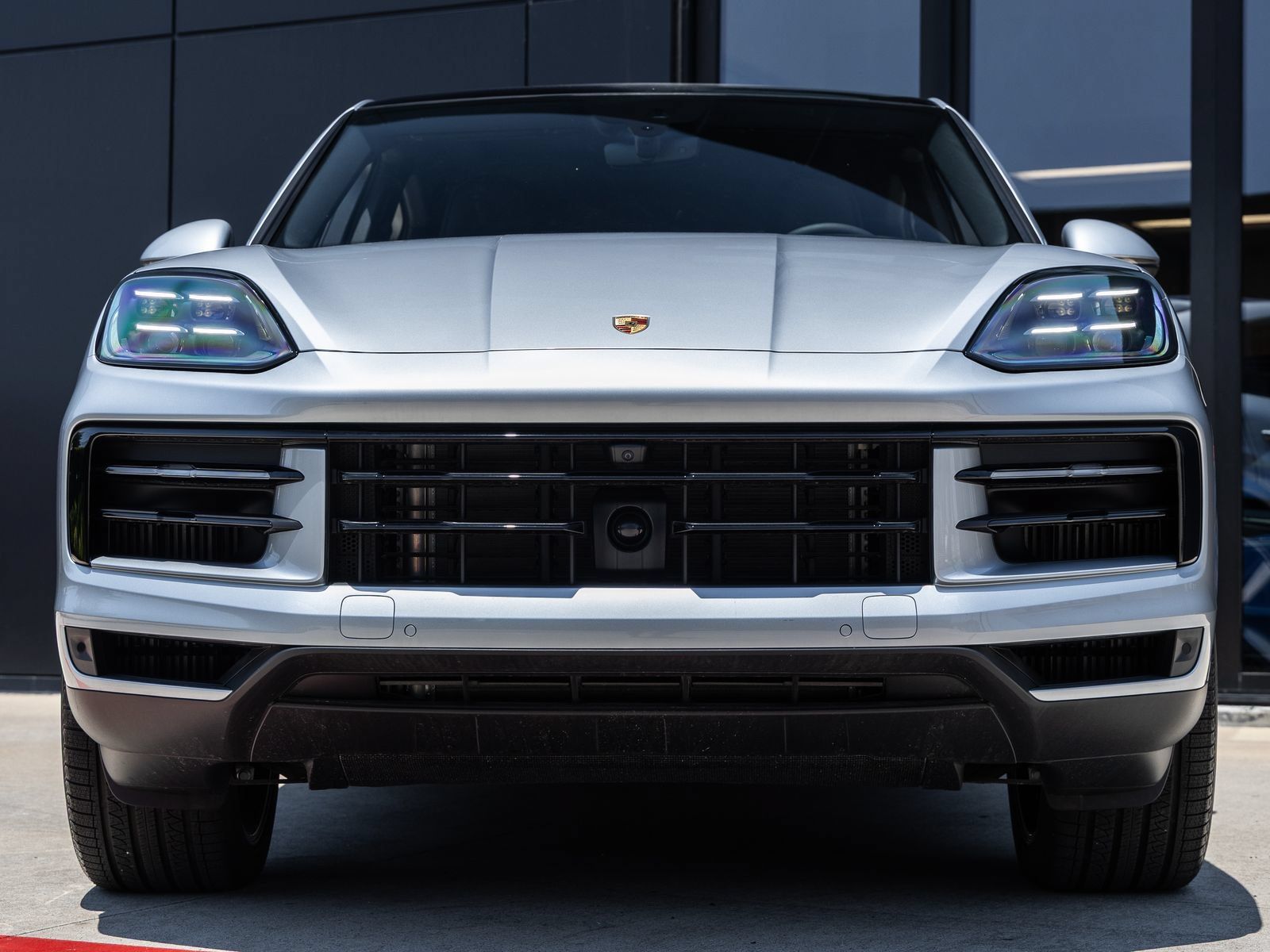 Certified 2025 Porsche Cayenne E-Hybrid Coupe AWD/4WD image 8