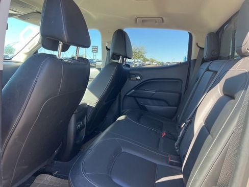 Used 2022 GMC Canyon Elevation w/ Elevation Premium Package image 10