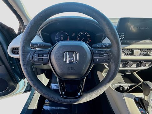 Certified 2023 Honda HR-V LX image 10