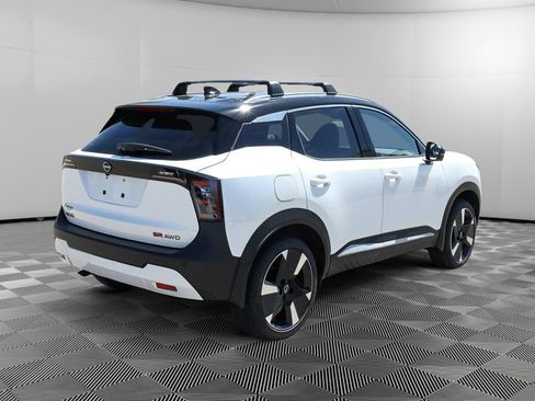 New 2026 Nissan Kicks SR w/ Cold Weather Package AWD/4WD image 7