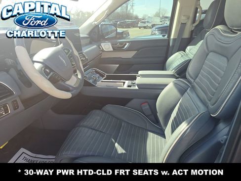 Used 2023 Lincoln Navigator L Black Label image 7