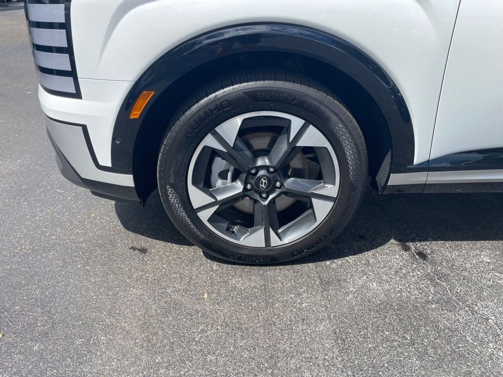 Used 2026 Hyundai Palisade Limited AWD/4WD image 10