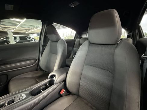 Used 2022 Honda HR-V Sport image 14