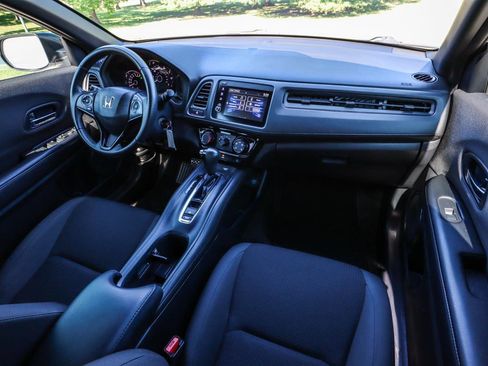 Used 2022 Honda HR-V Sport image 28