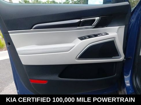 Certified 2024 Kia Telluride S w/ S Sunroof Package AWD/4WD image 25