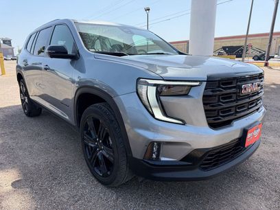 Used 2025 GMC Acadia Elevation w/ Elevation Premium Package