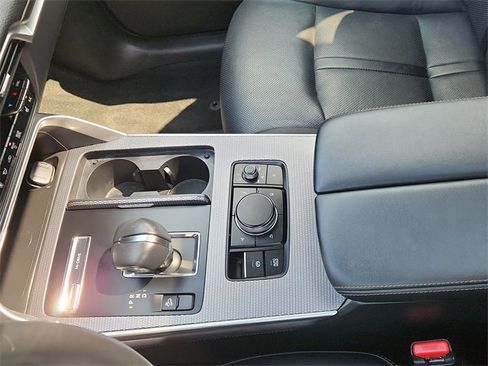 Used 2024 MAZDA CX-90 3.3 Turbo w/ Preferred Plus image 21