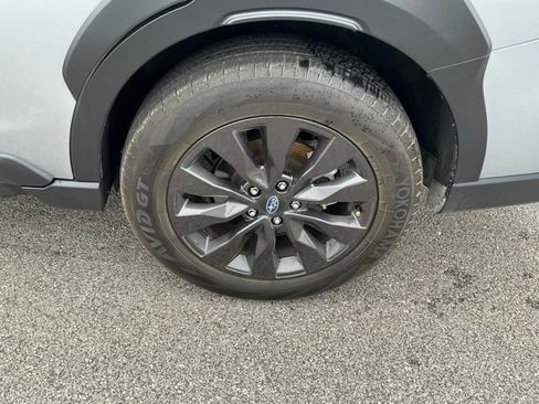 Certified 2025 Subaru Outback Onyx Edition AWD/4WD image 10