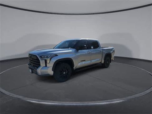Used 2025 Toyota Tundra Limited image 8