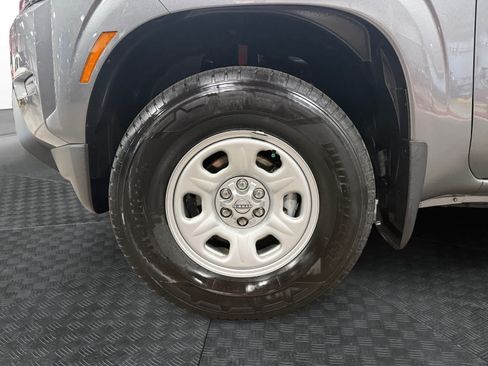 Used 2024 Nissan Frontier S w/ Technology Package AWD/4WD image 15