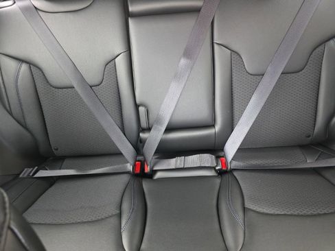 New 2026 Jeep Compass Latitude image 12