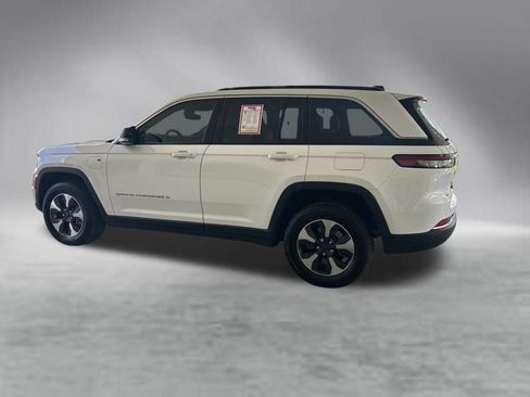 Used 2024 Jeep Grand Cherokee Limited 4xe AWD/4WD image 4