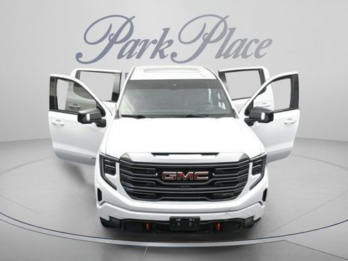 Used 2024 GMC Sierra 1500 AT4 w/ AT4 Preferred Package AWD/4WD image 27