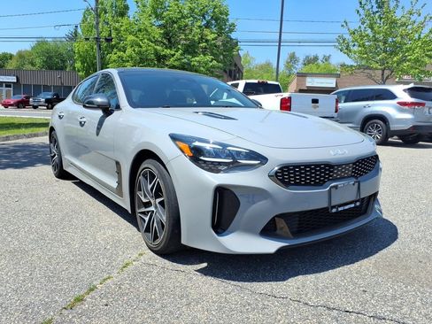 Used 2022 Kia Stinger GT-Line w/ Sun & Sound Package AWD/4WD image 3