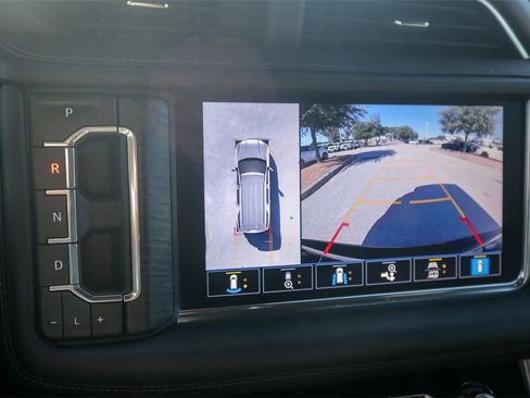 Used 2021 GMC Yukon Denali w/ Denali Ultimate Package image 17